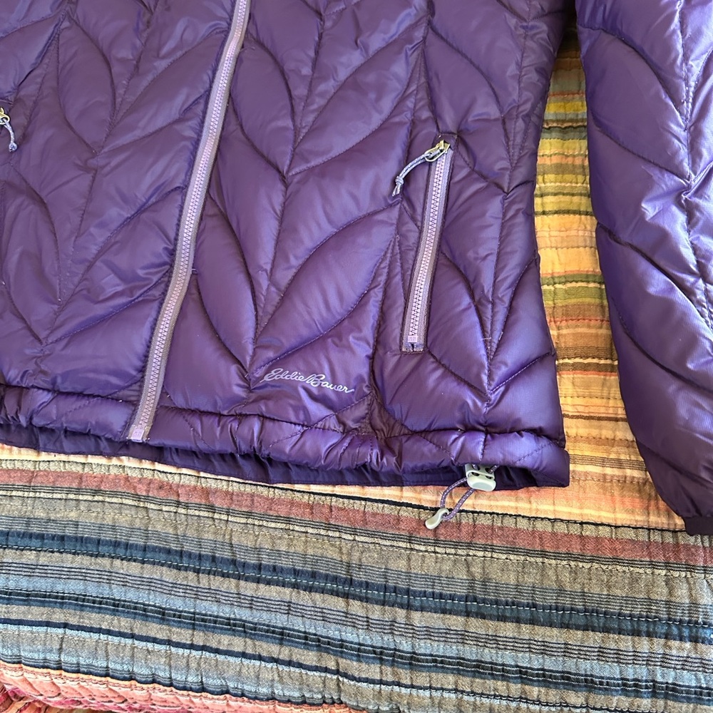 Eddie Bauer Women's Purple Quilted Jacket - Picture 4 of 5